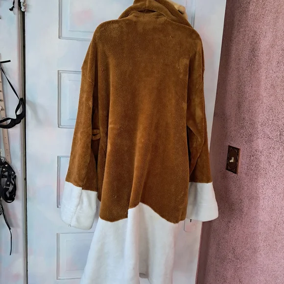 SOLD! Men's Gizmo Frm Gremlins Hooded Robe- Limited Edition - Picture 5 of 13